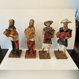 Lot of 4 VINTAGE PAPER MACHE MEXICAN FOLK ART PEOPLE